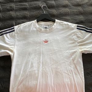 Adidas Originals Embroidered T Over sized Medium